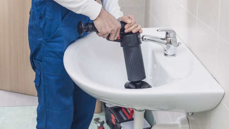 Comment le Débouchage Express Transforme les Interventions en Plomberie