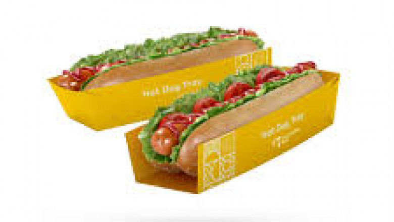Why Custom Hot Dog Trays Matter in Packaging