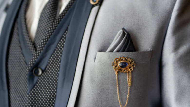 The Art of Brooch Placement: Where & How to Wear Them for Maximum Impact