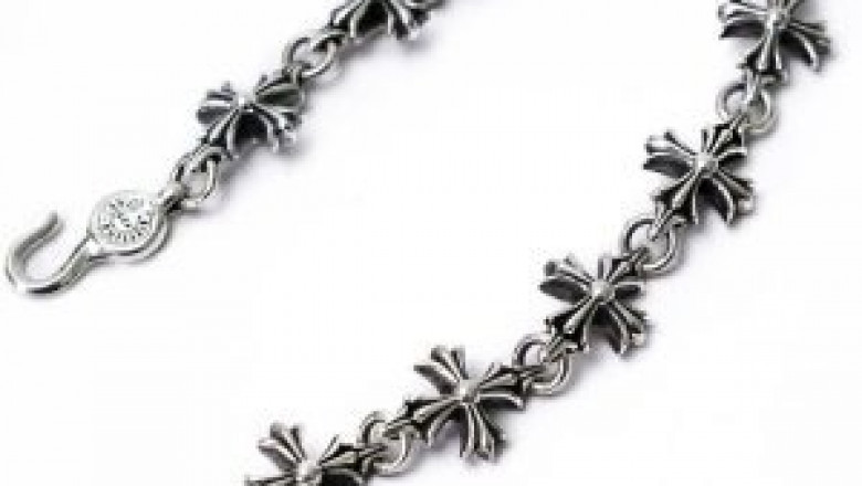 Chrome Hearts Chains Add Grit To Soft Sp5der Styles