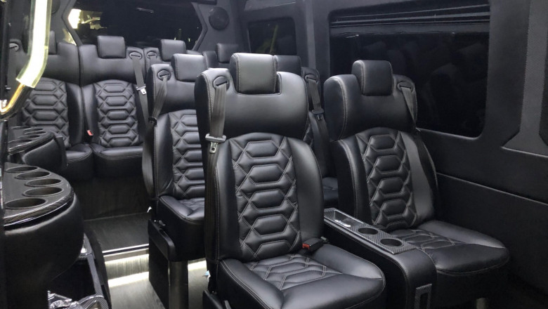 Discover the Best Limo Service NYC for Luxury Travel