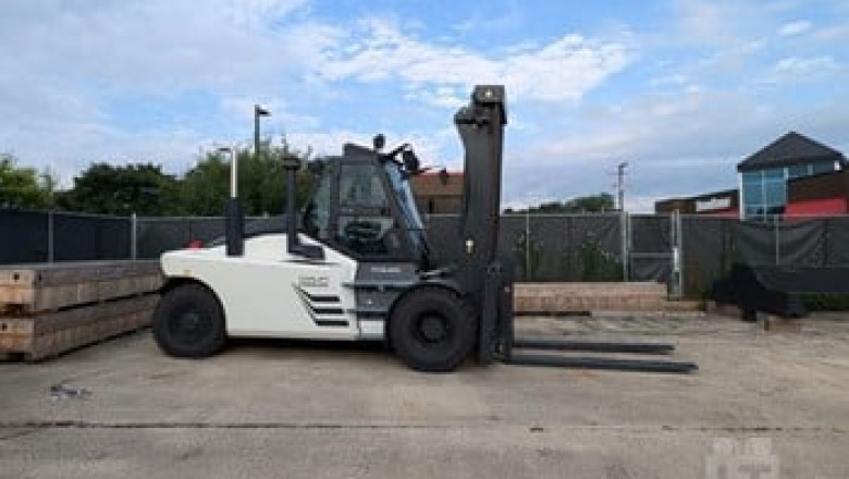 New vs. Used Forklifts for Sale Houston TX: What’s Right for You?