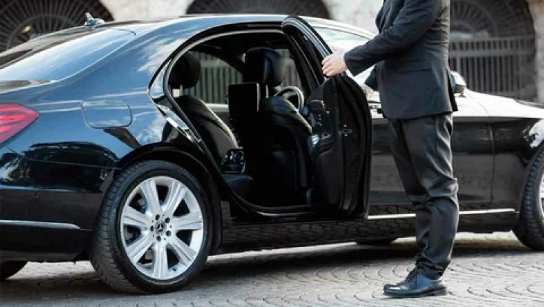 Swift, Safe & Stylish: Your Ultimate Bristol to Birmingham Taxi Experience